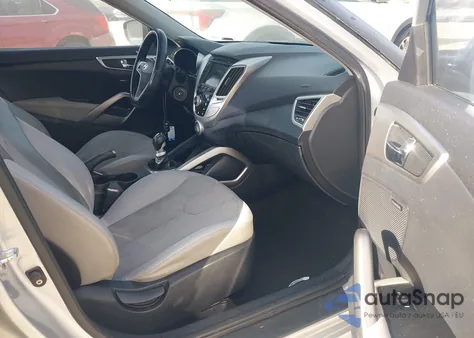 2012 Hyundai Veloster Base W/Gray z USA, uszkodzony, nr VIN KMHTC6ADXCU043777